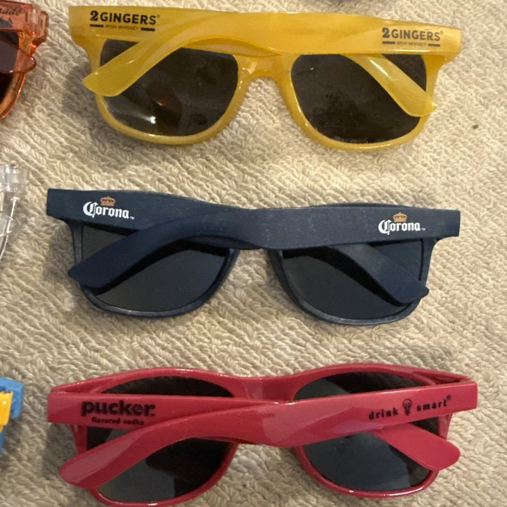 LOT OF 17 PROMOTIONAL ONLY DISTILLERY SUNGLASSES Titos, truly, Absolute, Smirnof